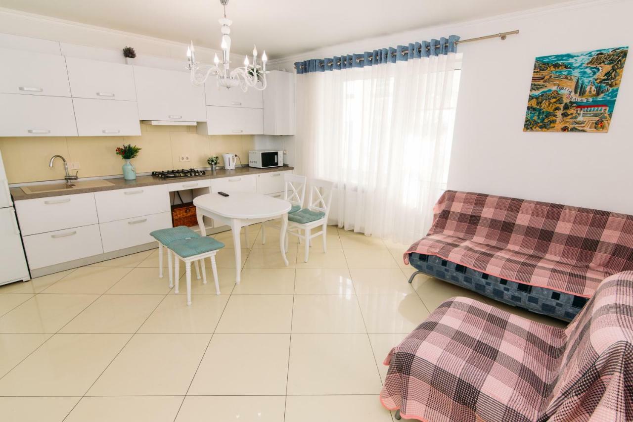 Luxury Studio Apart-Hotel In Centre 2 Room سومي المظهر الخارجي الصورة