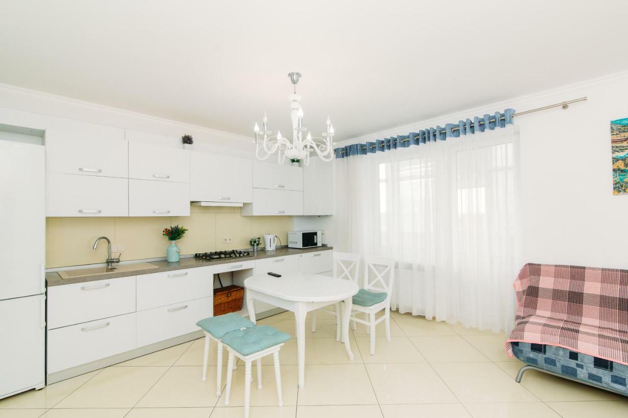 Luxury Studio Apart-Hotel In Centre 2 Room سومي المظهر الخارجي الصورة